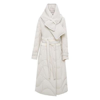 IDPAN长款羽绒服女高端奢华大牌冬季新款商显瘦保暖围脖外套