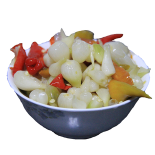 农家手工下饭小菜腌制青辣椒咸菜坛子菜配豆角黄瓜刀豆葱头腌白菜