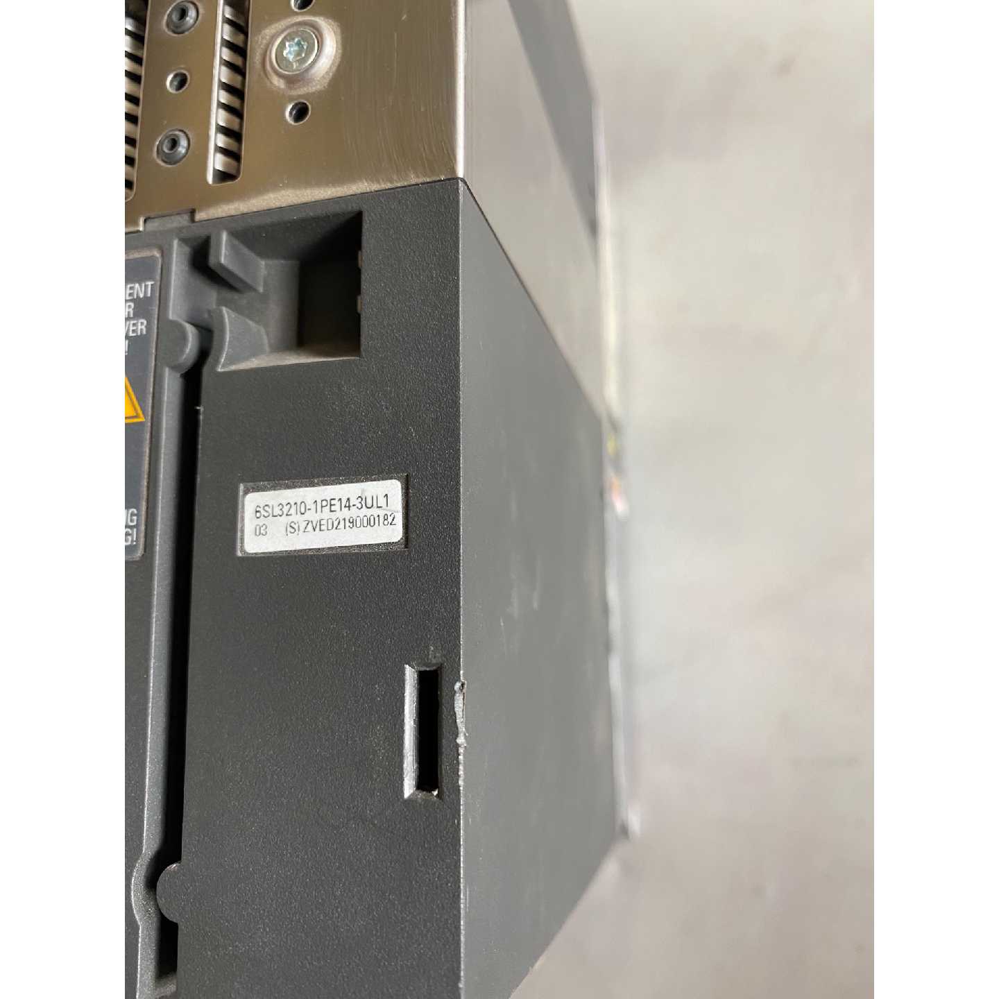 (请询价)6SL32101PE143UL1西门子1.5KW包