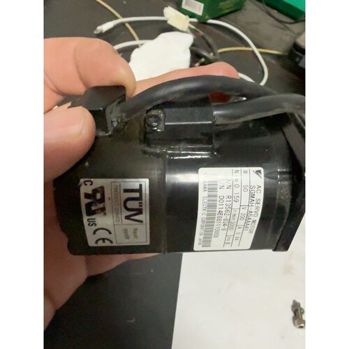 询价SGMAH-A5AAA41电机，最后10个