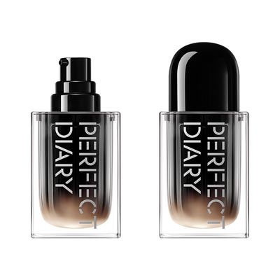 完美日记小蓝锁精华粉底液