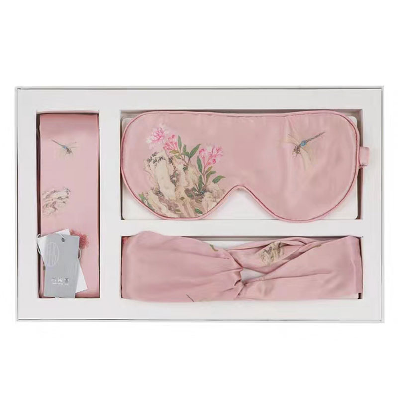 苏州博物馆 太湖雪联名真丝套装时尚领巾丝巾眼罩礼盒送闺蜜礼物