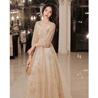 Цвета шампанского