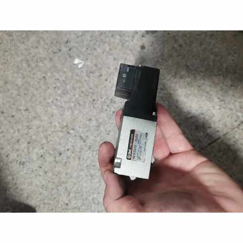 议价SMC电磁阀VXE32225LOZ拆机成色还可以维修