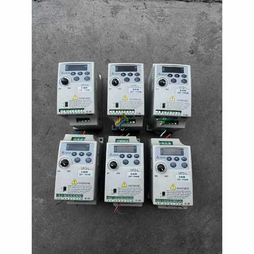 议价台达变频器，VFD004L21A，220V-0.4kw，二手