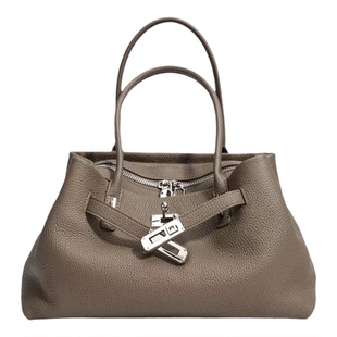 真皮白色托特包包女大容量手提包2026新款百搭单肩斜挎枕头包