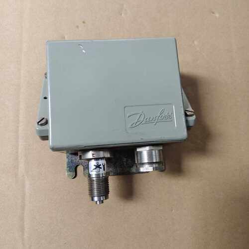 溢价-Danfoss EMP2 084G2157压力变送器，库存新