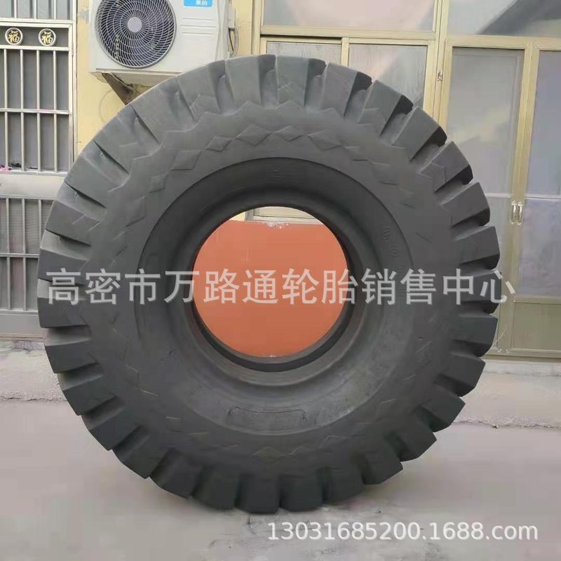 18.00-25 18.00-33 IND E-4J港口吊集装箱轮胎堆高机轮胎正面吊车