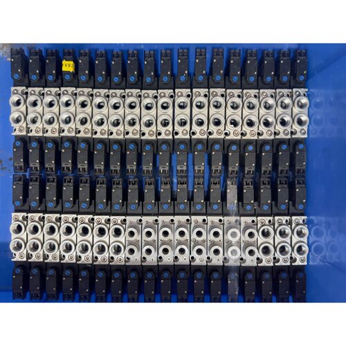 询价下单亚德客电磁阀7V110-06，亚德客电磁阀7V11006B0
