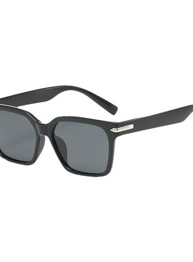 帕拉莫墨镜女款2025新款高级感美式时尚防紫外线显脸小辣妹太阳镜