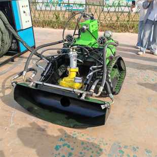 管道履带清淤机器人厂家 沉淀池淤泥清理设备 水下行走履带底盘
