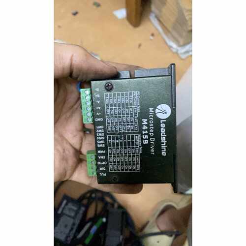可维修议价  雷赛步进驱动M415B有4个价