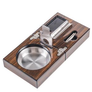 便携可折叠开孔器旅行雪茄烟灰缸