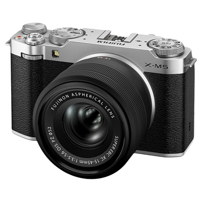 Fujifilm/富士入门级半画幅相机