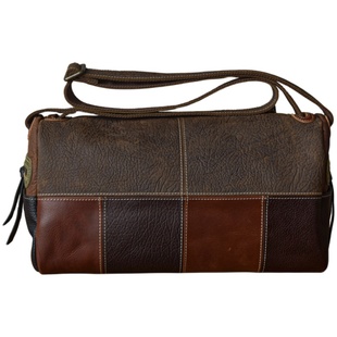 二十四街复古拼接头层牛皮撞色水桶包真皮运动包男款真皮斜挎背包