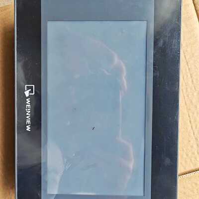 溢价-威纶通TK6070iQ触摸屏