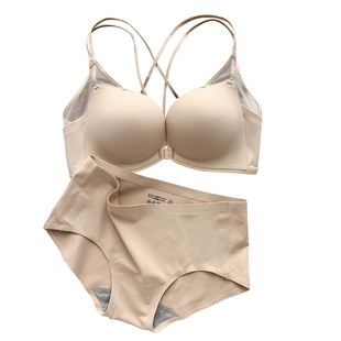 日本轻木棉舒适无钢圈前扣加厚聚拢交叉美背文胸女小胸显大内衣女