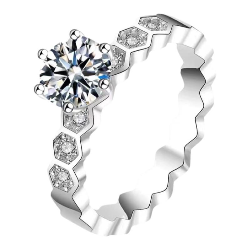 进口D色莫桑石钻戒百搭六爪蜂巢女戒指婚戒S925银镀铂金情侣礼物