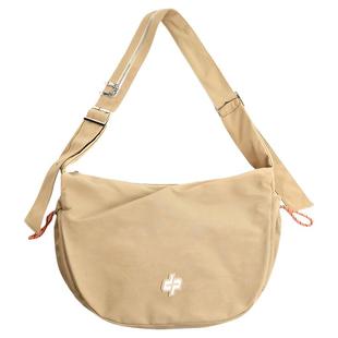 花儿与少年同款原创运动斜挎包男潮牌旅行包单肩饺子包女通勤背包