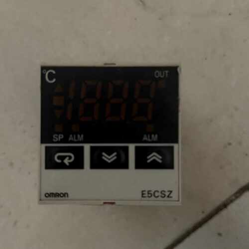 温控仪  温控器E5CSZ-Q1T 原装二手拆机，共6个，功