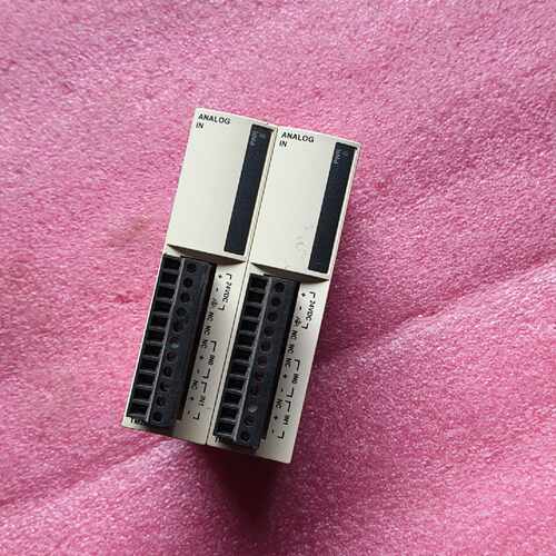 议价PLC，TM2AMI2HT，功能好!品相如图!单价，打