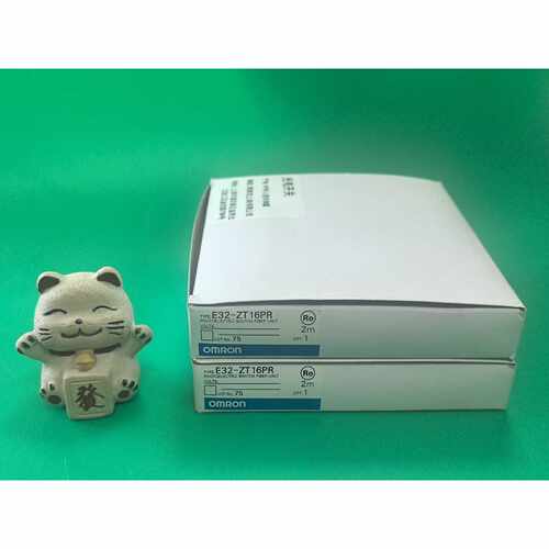 议价E32ZT16PR光纤传感器全新原装2米线维修