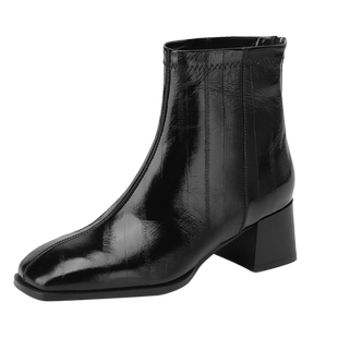 达芙妮漆皮高跟短靴女2026新款秋冬款春款黑色粗跟女鞋粗跟马丁靴