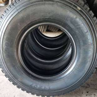 大量现货 1100R20中花载重卡车全新钢丝胎 支持出口 厂家直销