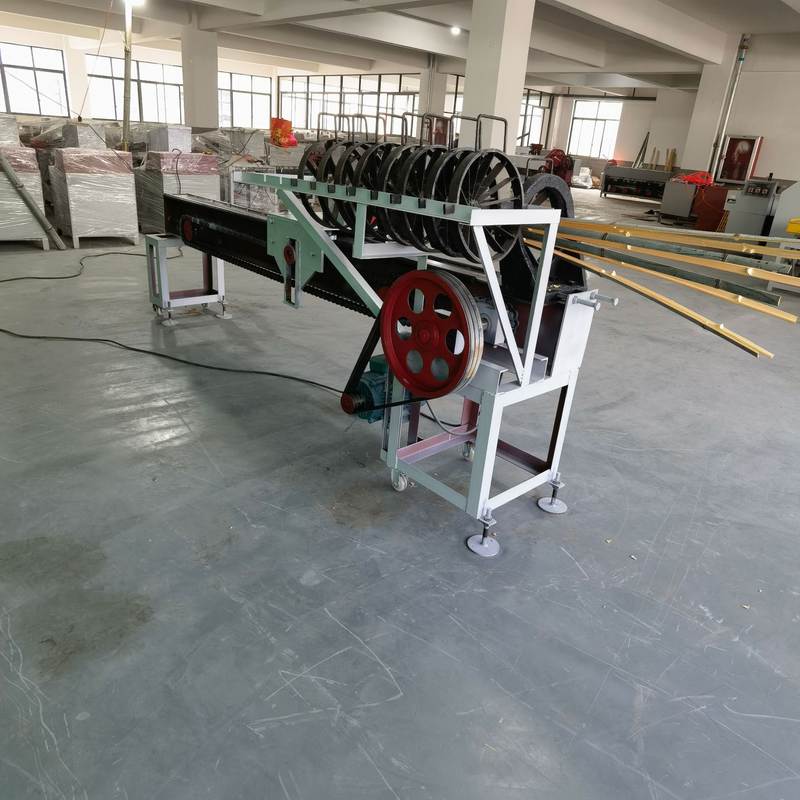 现货供应4米破竹机 毛竹开条机 竹筒开片机 竹子加工机械