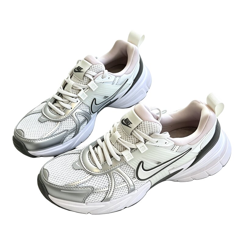 耐克V2KRun女款舒适跑步鞋