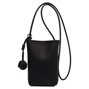 夏季高级感小众斜挎迷你小包包女士2025新款上班杂物散步手机包