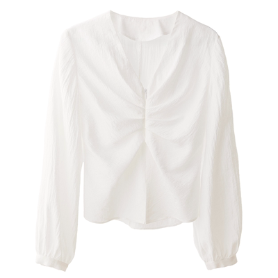CR白色V领修身长袖上衣