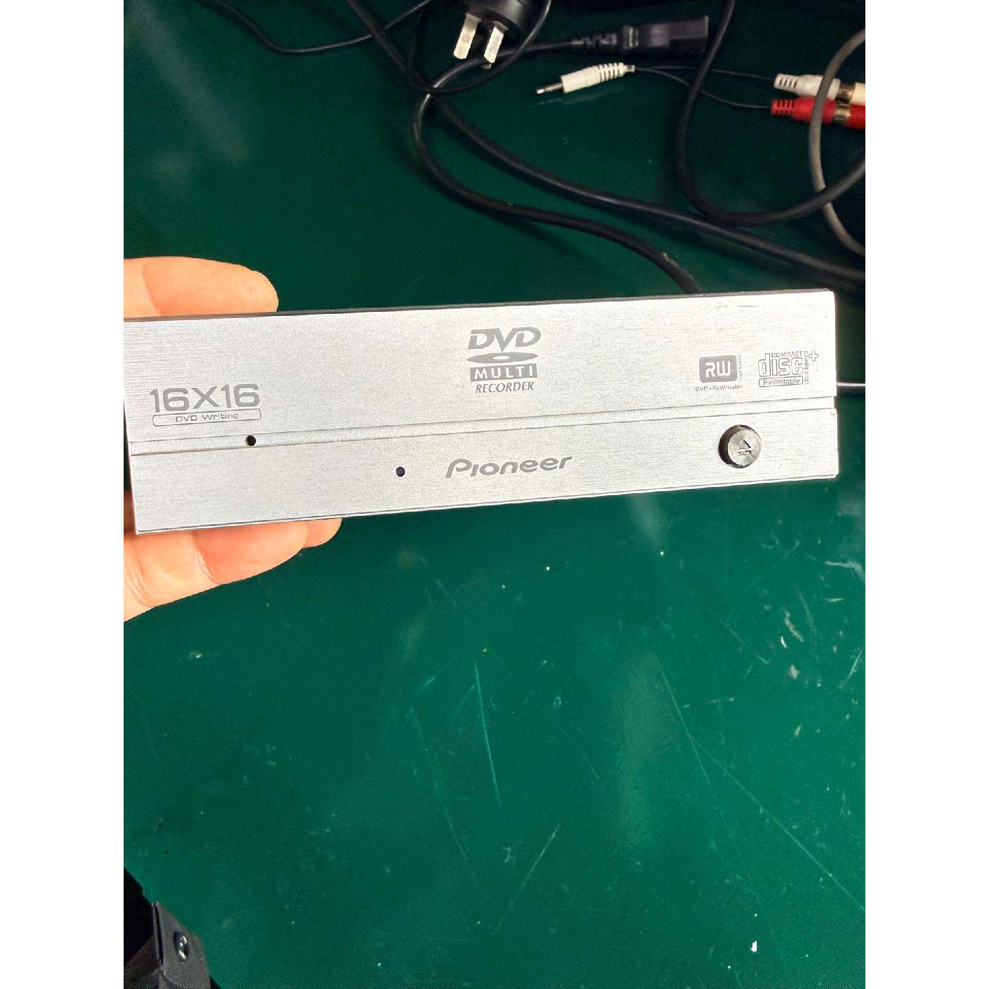 议价先锋刻录机,型号：DVR-111EXL。IDE接口，刻