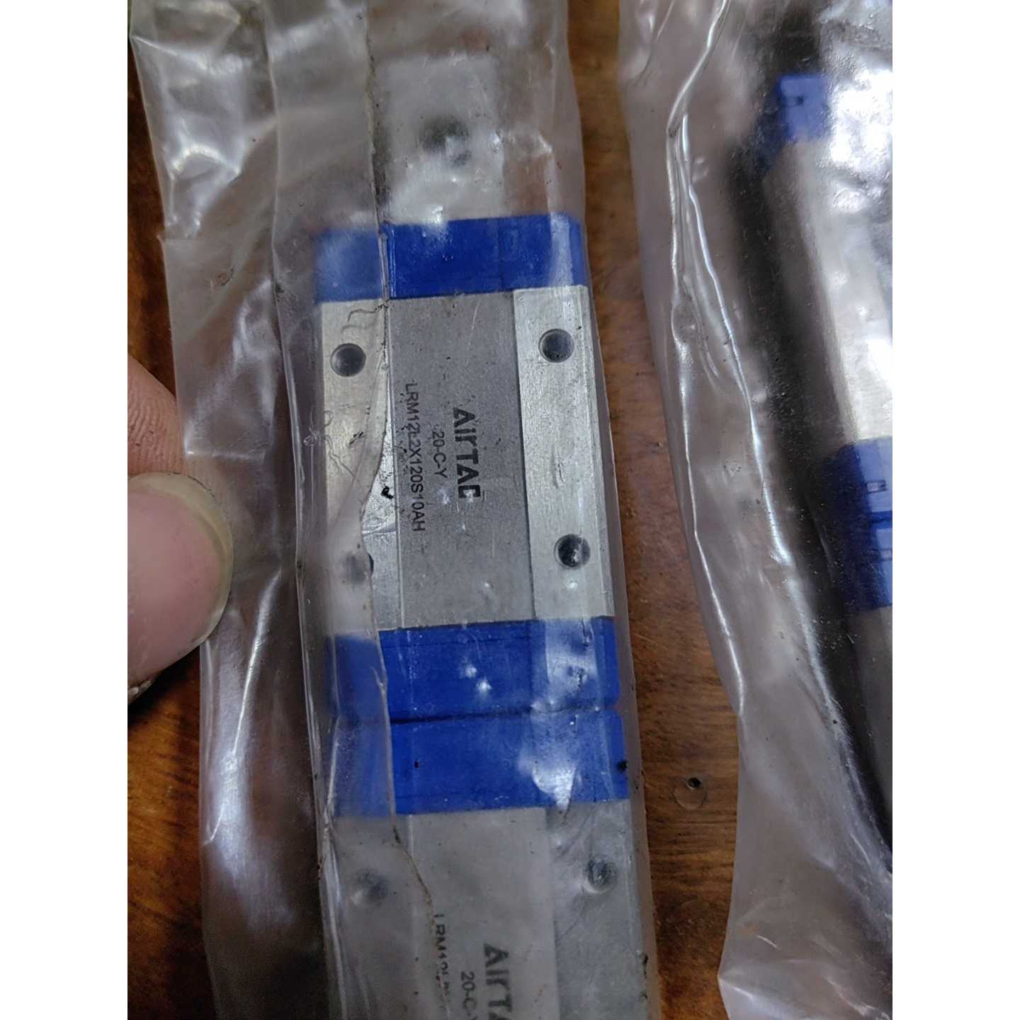 【议价-可维修】亚德客 滑块 导轨 LRM12X120S10AH 全新/二手均有