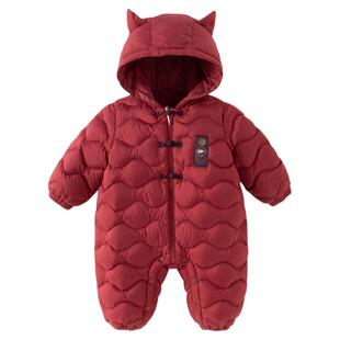 戴维贝拉新生儿羽绒爬服2026冬装男宝宝防泼水中国风新年红连体衣