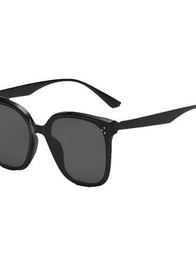 桔里防紫外线个性女超酷街拍