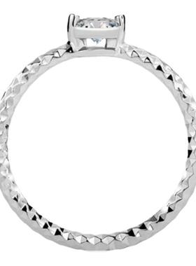 D色莫桑石波光粼粼戒指