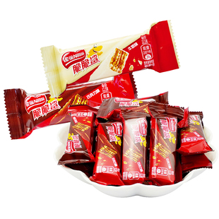 雀巢脆脆鲨巧克力牛奶味威化夹心饼干网红爆款年货儿童休闲小零食