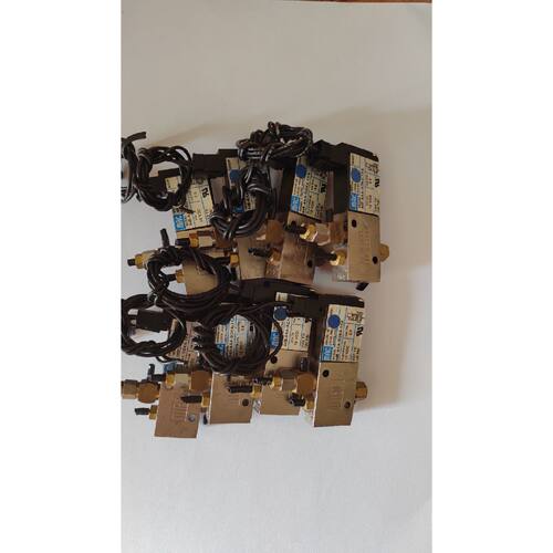 一  拆机美国MAC坤圣电磁阀44B-AAA-GDJA-1KA 44B-AAA-GDKA-1KA 1