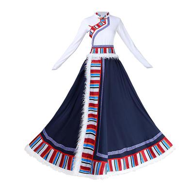 牛奶丝弹性上衣、垂感大摆裙