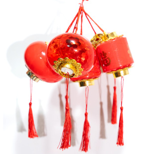 小灯笼儿童手提新款2025发光水晶投影挂饰春节新年玩具红非遗玩具