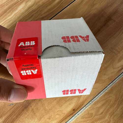 议价ABB DI524数字输入模块,未拆封型号1SAP240
