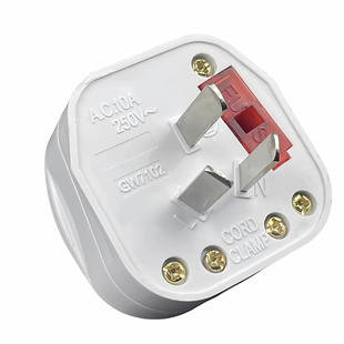 GW家用电源接线插头地线三脚3相10A16A250V带开关断电保险丝全铜