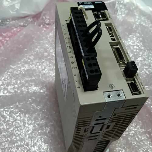 询YASKAWA SGDV-5R5A11AY926AA 安川伺