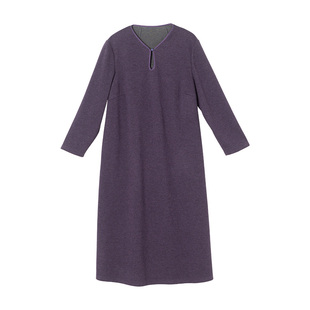 【巴黎绒羊毛】美丽客栈大码女装2025冬新款胖mm侧开叉针织连衣裙