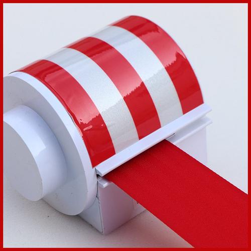 磁吸式安全警示带磁铁隔离带伸缩自动警示带隔离带反光配电室