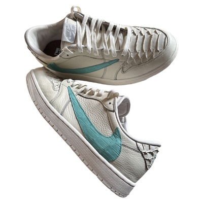 Jordan男子低帮蛇纹板鞋联名限定