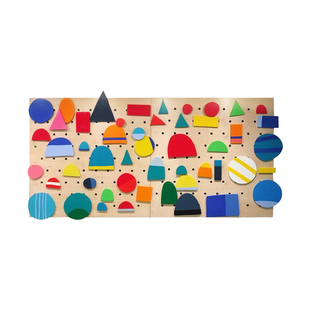 简约创意洞洞板装饰挂画儿童区架空层互动墙幼儿园学校背景墙装置