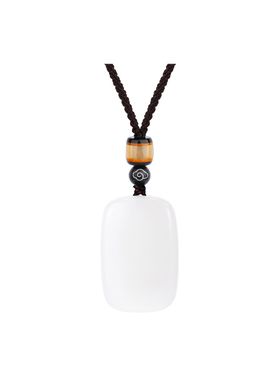 和田玉平安无事牌吊坠女款