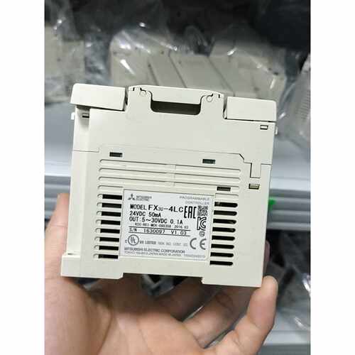 议价PLC模块FX3U4LC维修